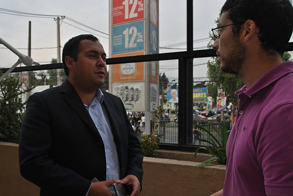 Camilo Lagos, candidato a Diputado, y Pier Contreras, candidato a CORE; ambos del PRO.