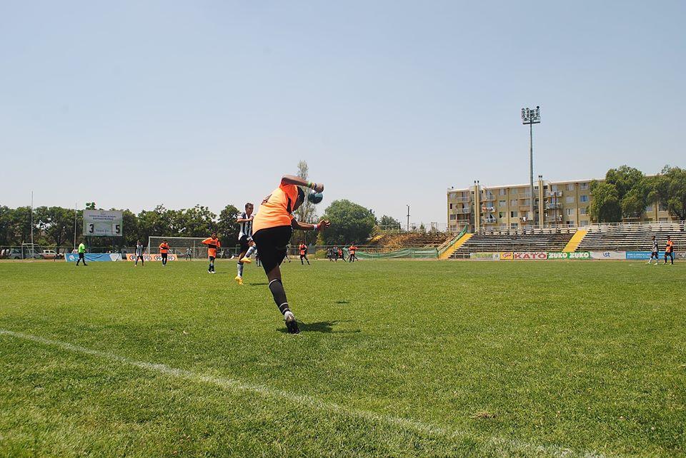 Categoría 2000, Fecha 3, martes 20 de enero, Estadio Bueras: TALLERES-DE-CORDOBA-VS-ESC.-FUTBOL-GRAL.-ROCA.jpg