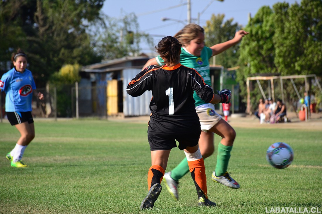 femeninosub15-13