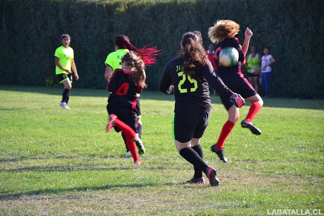 femeninosub15-15