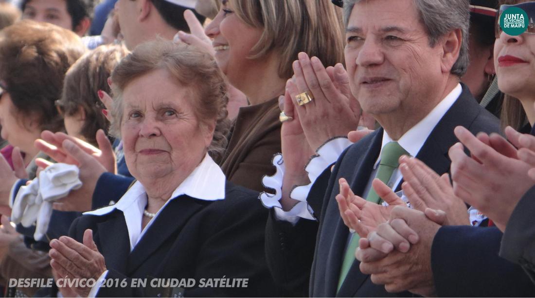 La presidenta de la Junta de Vecinos Ciudad Satélite, Ivonne Vásquez Secretan.