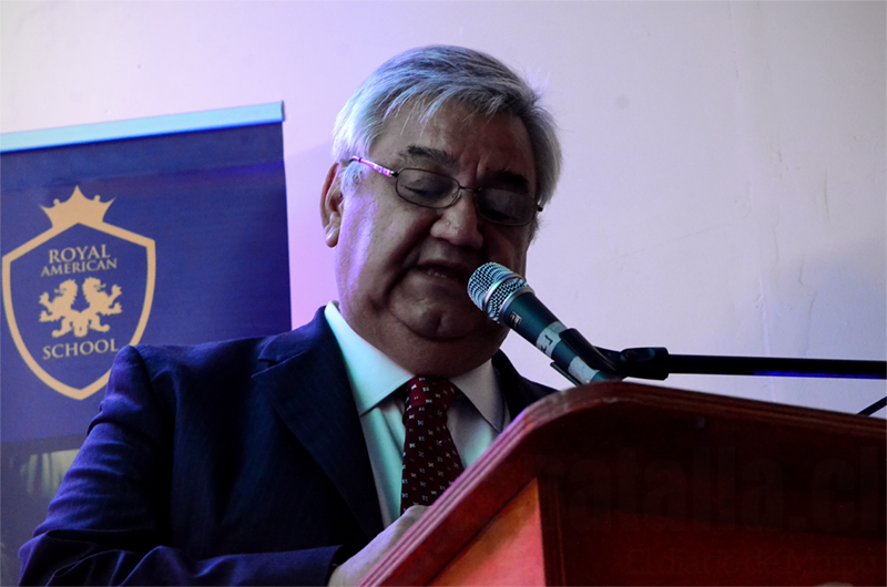 "Nada de lo humano me es ajeno", concluyó parafraseando en su discurso el nuevo presidente del Rotary Club Los Cerrillos, Germán López.
