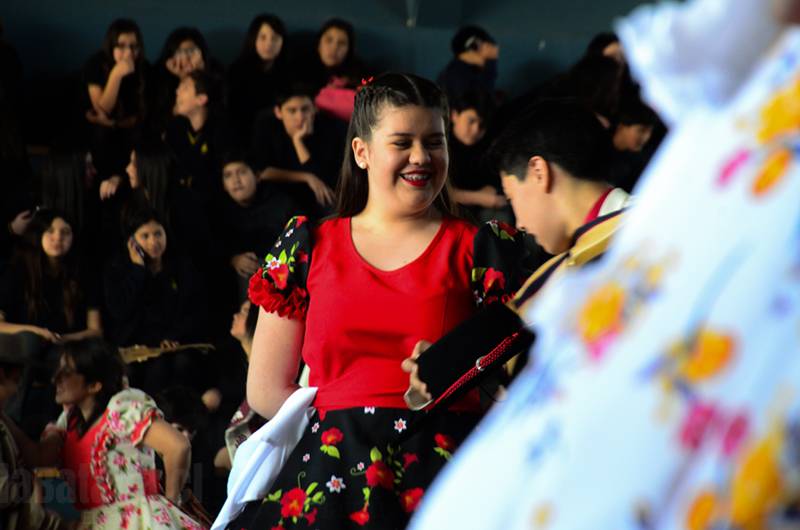 RoyalAmericanSchoolCueca11