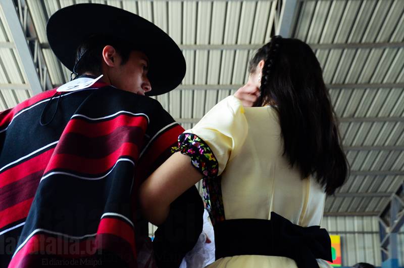 RoyalAmericanSchoolCueca20