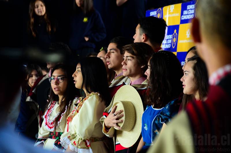 RoyalAmericanSchoolCueca3