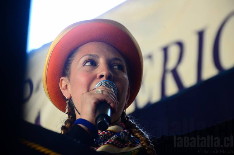 Priscilla Sanhueza, directora institucional del establecimiento.