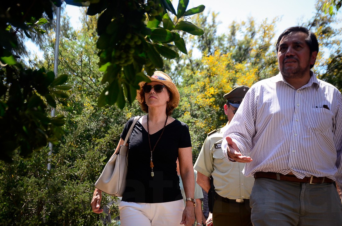 ecobarriovisitaembajadora (29) Luis marquez